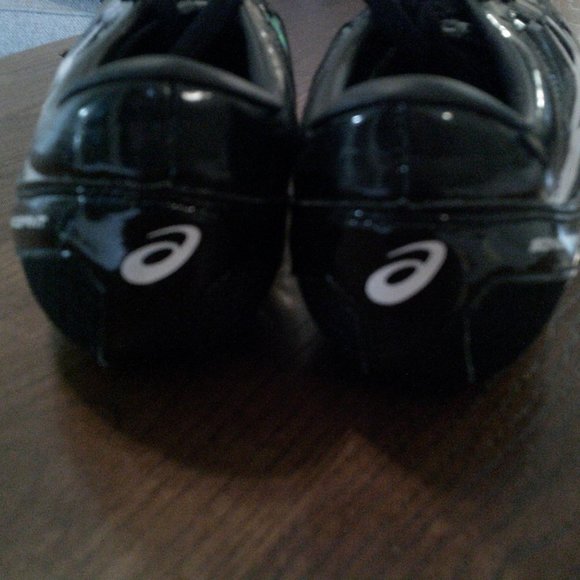 NWOT ASICS Fast Lap Track Spike Shoes (Y8.5) - Picture 4 of 7